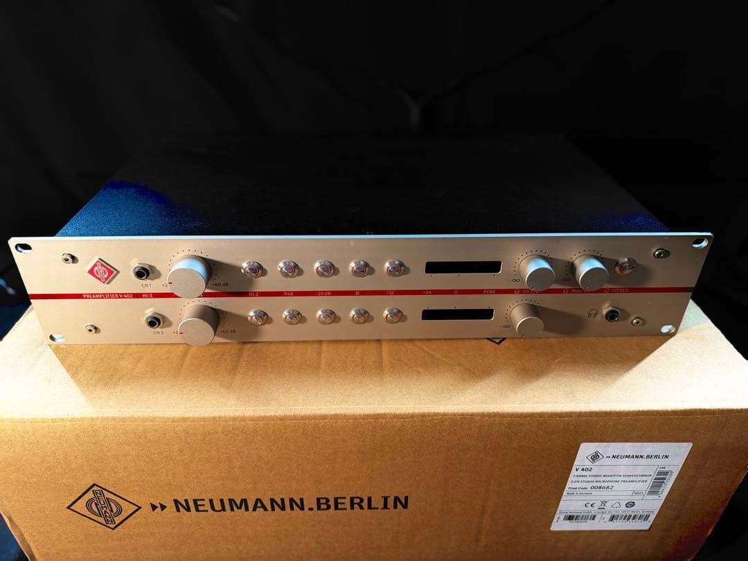 Neumann V402 マイクプリアンプ