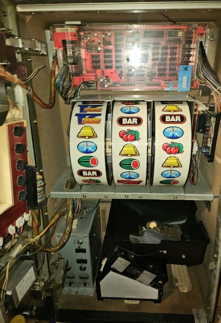 サンダーV THUNDER V パチスロ 実機 1998年頃