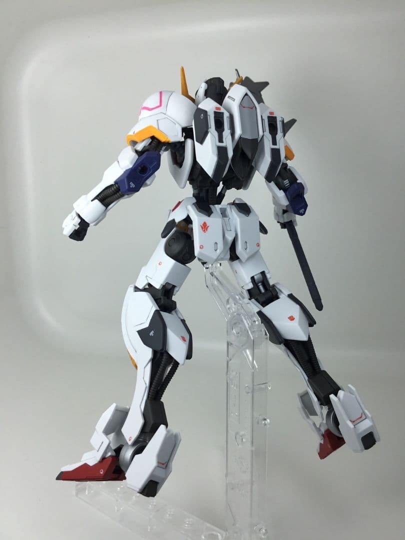 HG 機動戦士ガンダム 鉄血のオルフェンズ ガンダムバルバトス 1/144