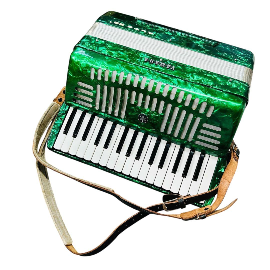 YAMAHA アコーディオン　ALTO32
