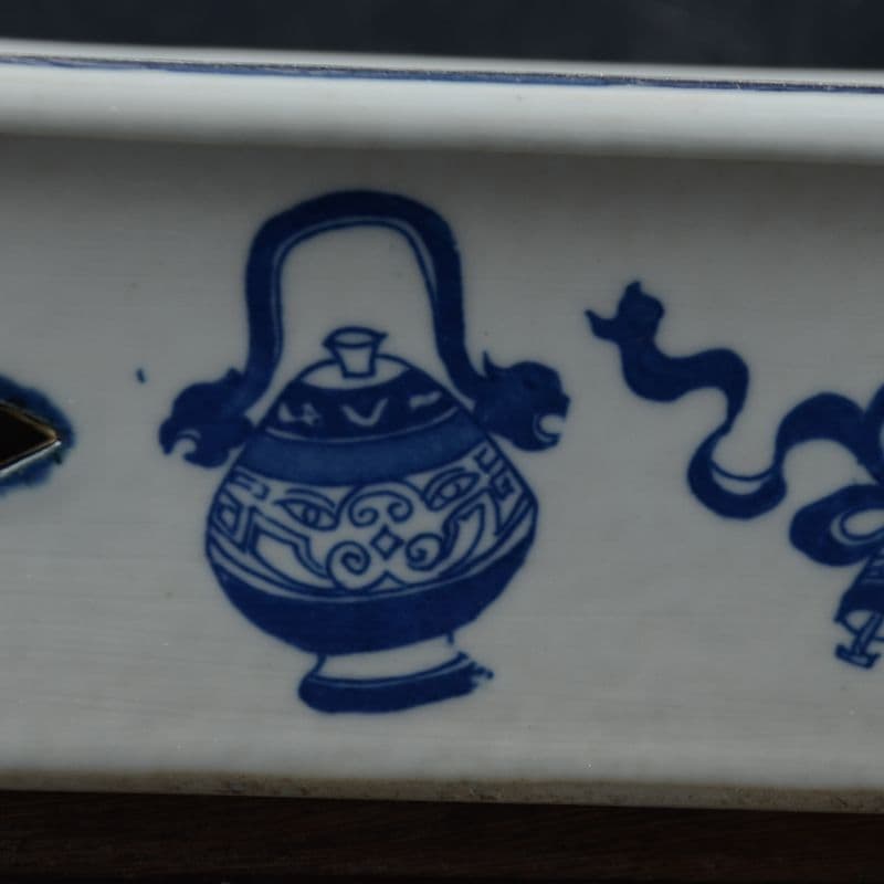 景徳鎮 磁器 青花山水楼台四方透かし彫り象嵌器水仙鉢 長方鉢