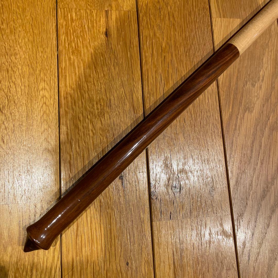 ビリヤード　ジャンプキュー