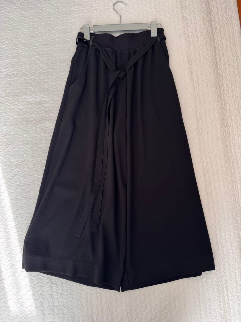 MADRIGAL ブラック サンパティパンツ 36