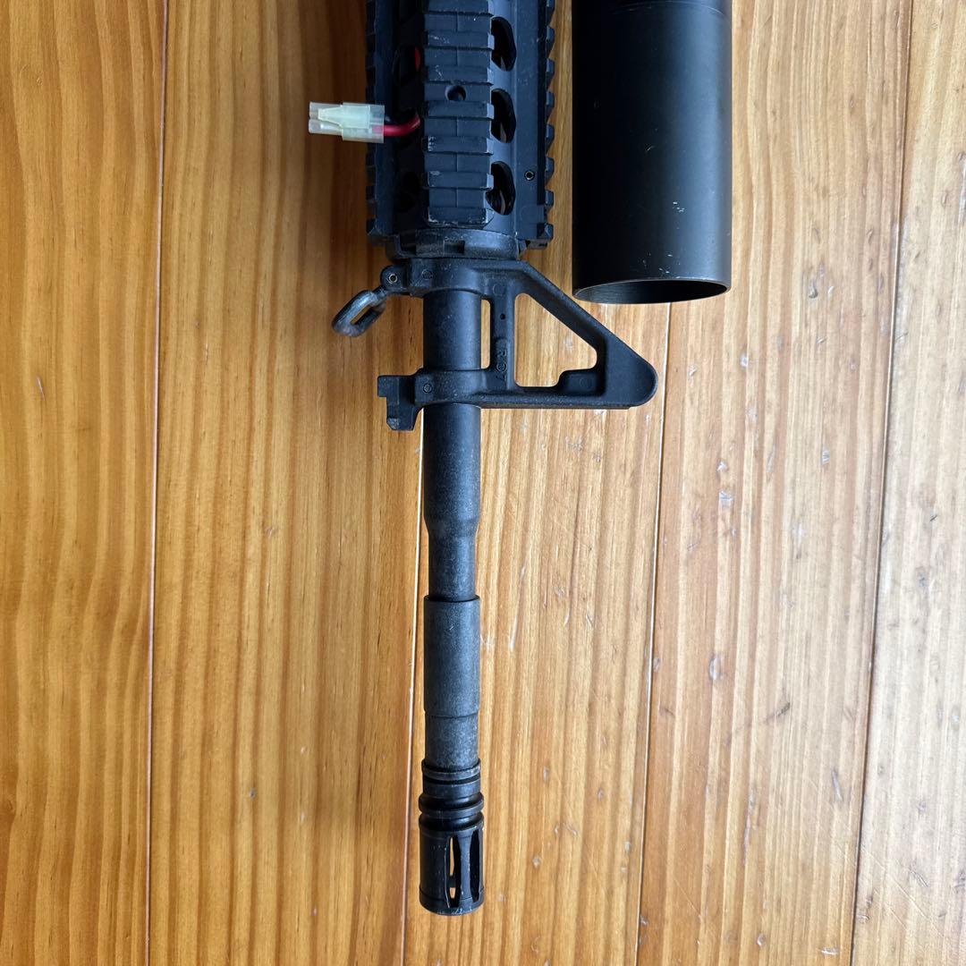 ジャンク品　M4A1 電動ガン ブラック スコープ付き