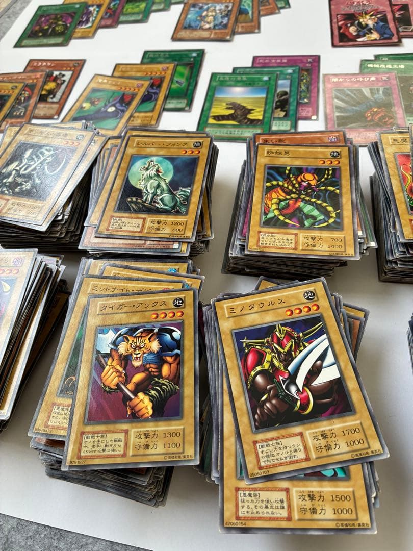 遊戯王カード　1200枚程度　引退品　まとめ売り