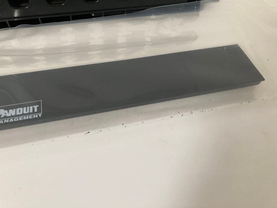 PANDUIT 　ケーブルマネージャー　ケーブル管理パネル