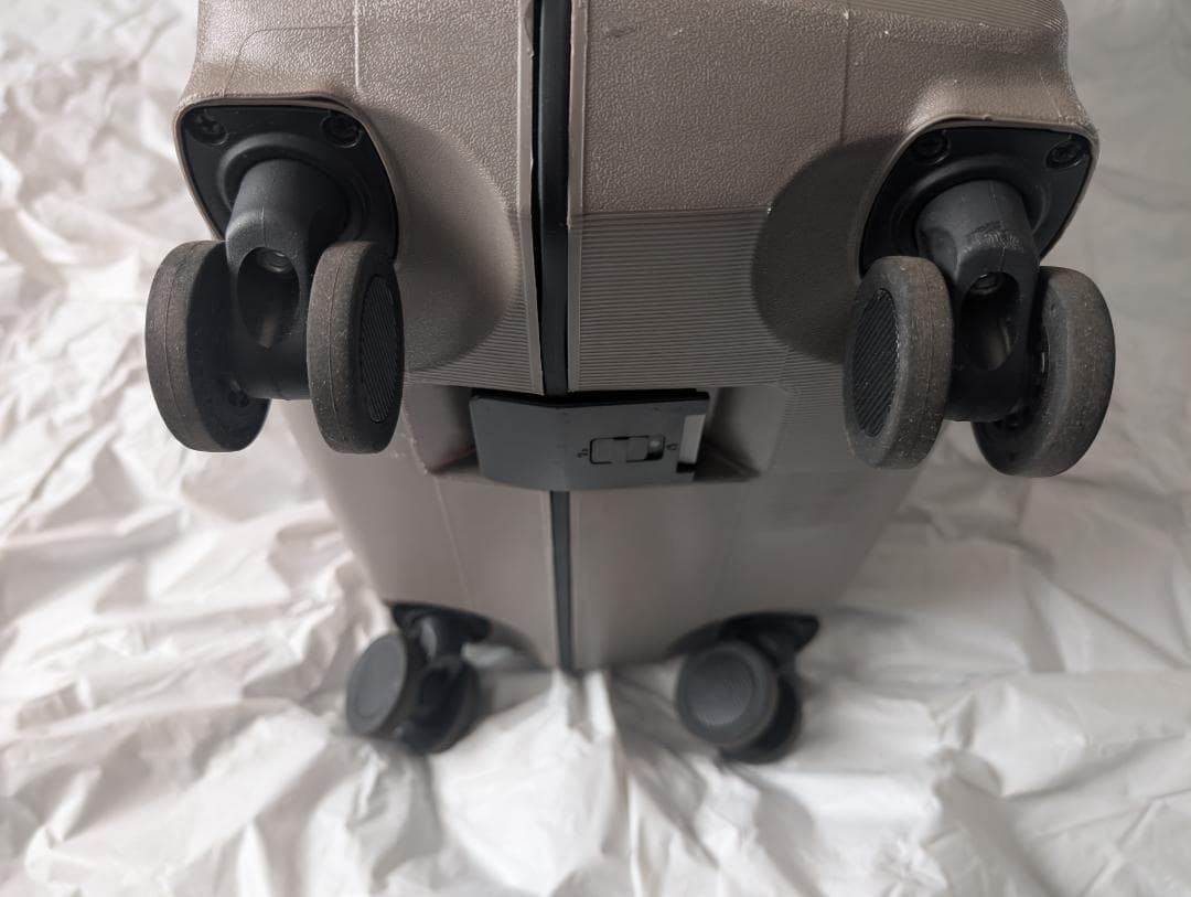 LOJEL VOJA 機内持ち込みスーツケース Sサイズ(37L) グレー