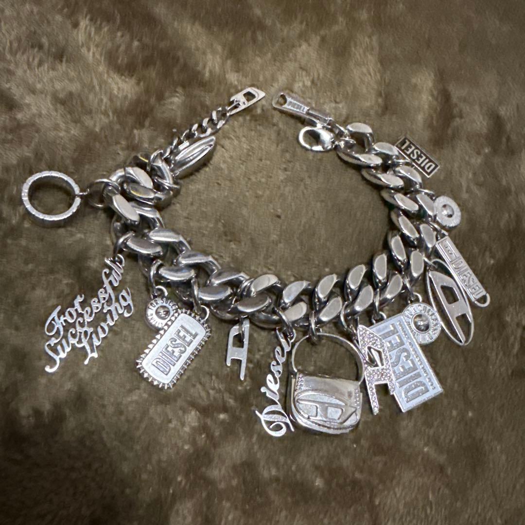 DIESEL ユニセックスブレスレッド DX1523