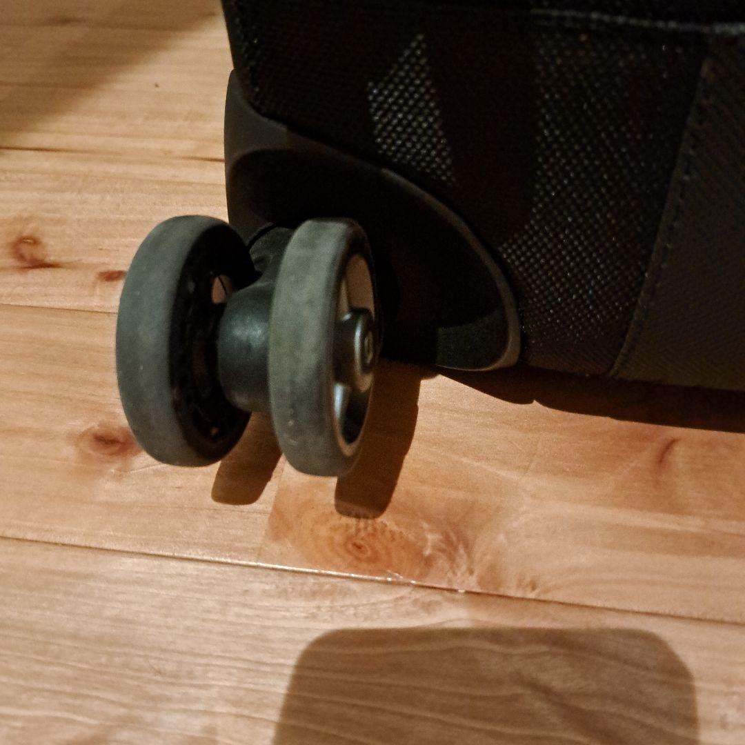 Samsonite サムソナイト キャリーバッグ 4輪 ビジネス 旅行 出張 黒