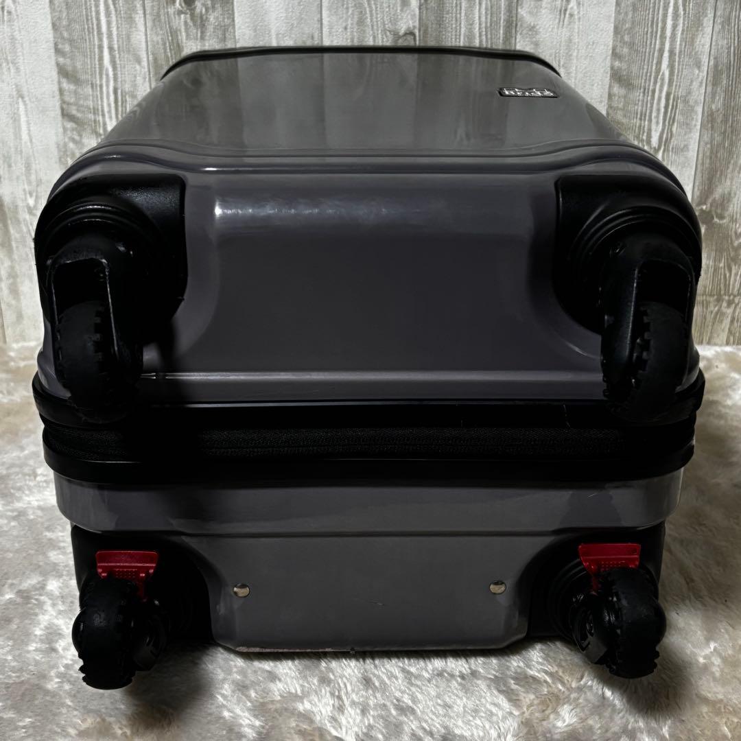 ゼロハリバートン キャリーケース　スーツケース　ビジネスバッグ TSAロック