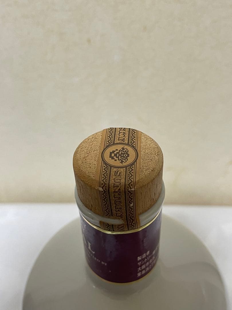 サントリー ウイスキー古酒陶器 600ml 43%