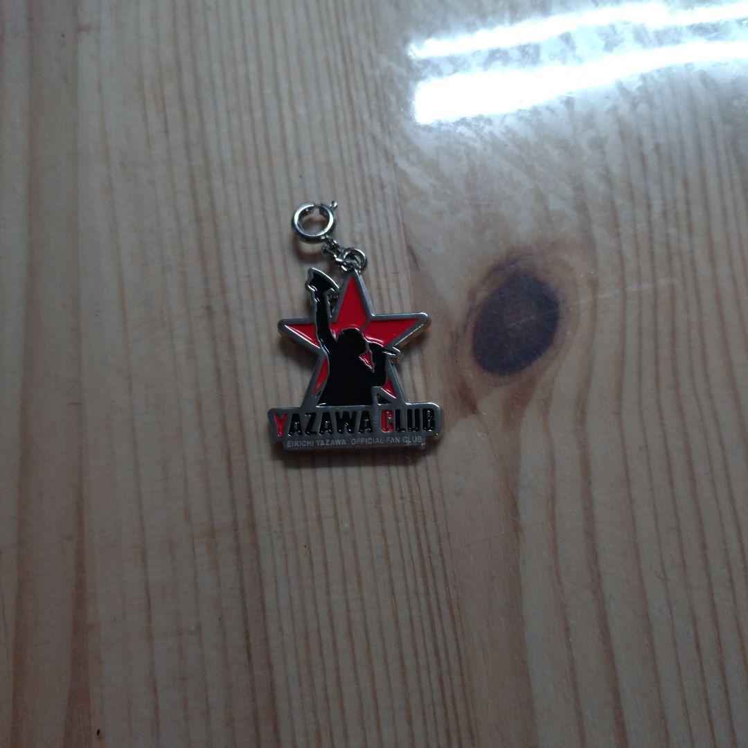 矢沢永吉コンサート会場限定キーホルダーなど おまけ　銀テープ　プレートなど