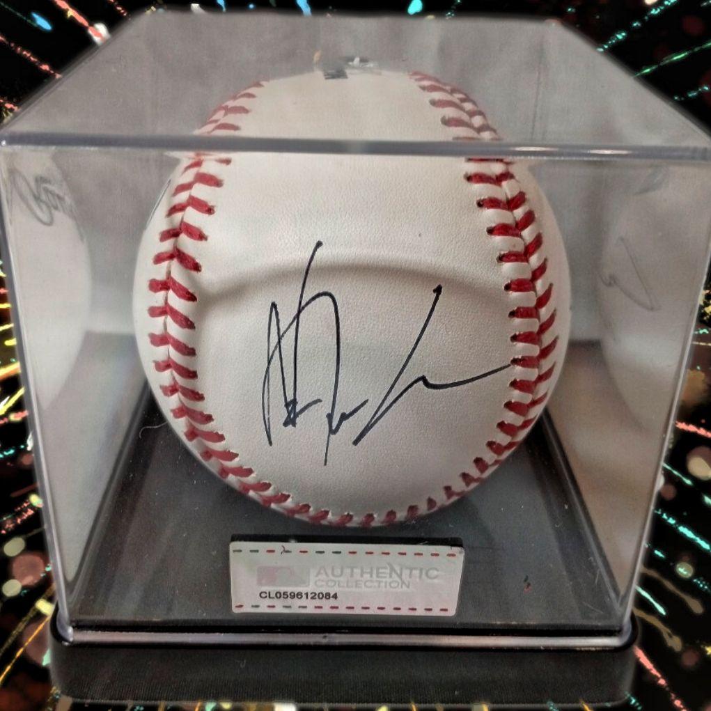 と*し様 【希少】大谷翔平 山本由伸 佐々木朗希 直筆サインボール MLB公式球