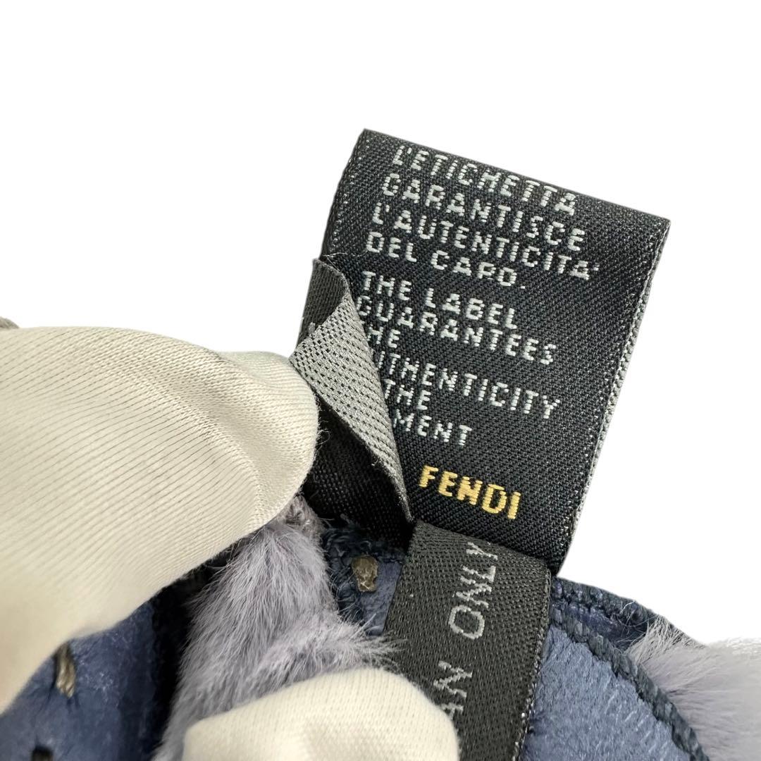 FENDIフェンディブローチ