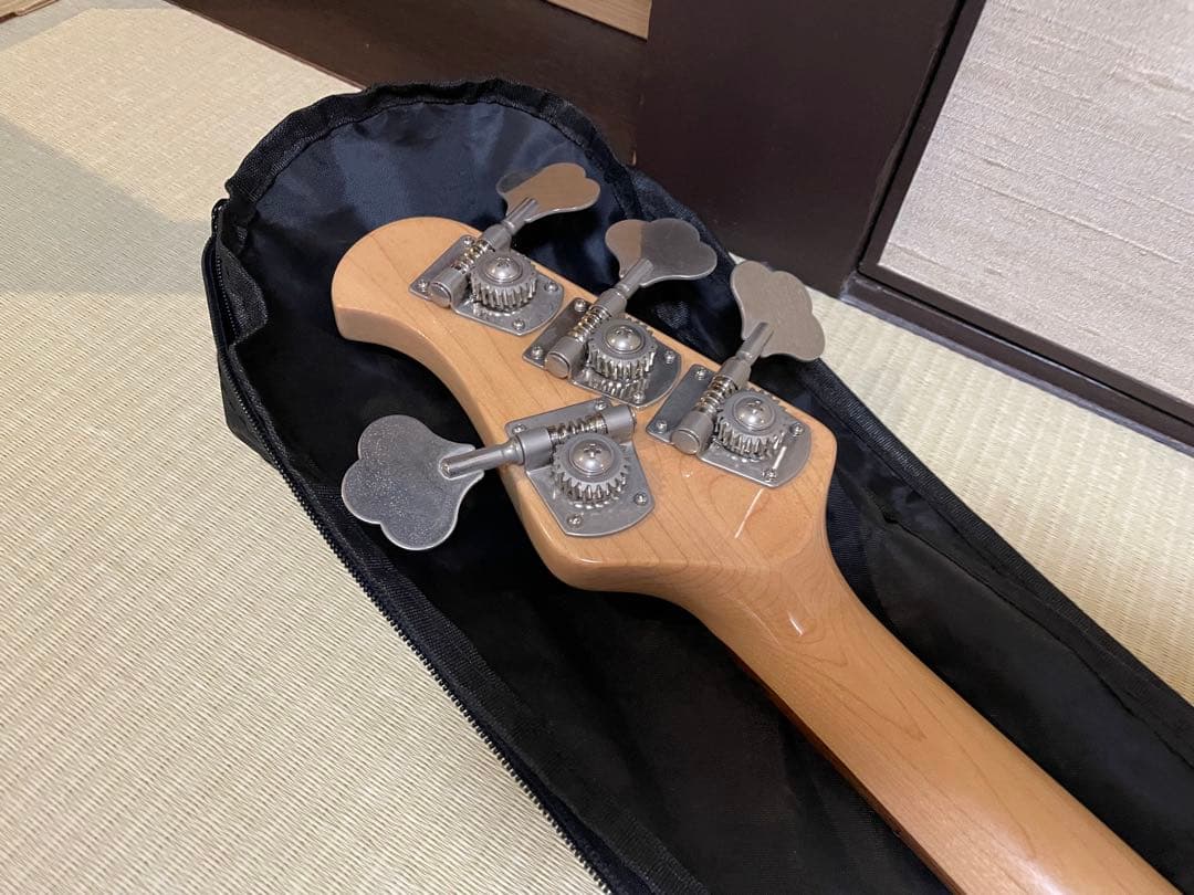 ベース STERLING by MUSICMAN SB14