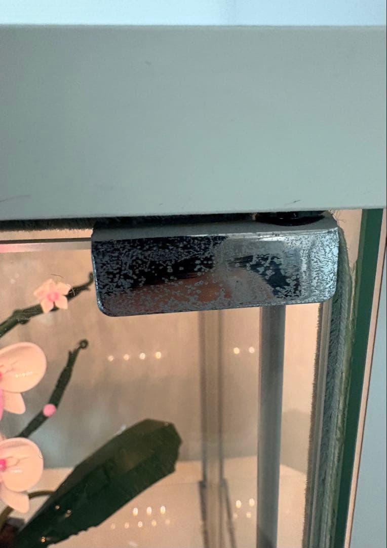 IKEA デトルフ ガラスケース LEDライト付き 【梱包・たのメル便】