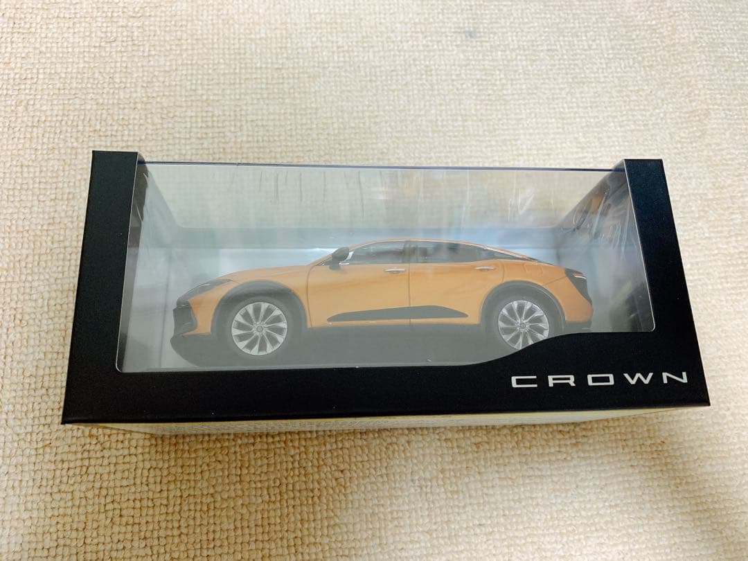 トヨタ　クラウン カラーサンプルミニカー　ブラックXプレシャスレイ