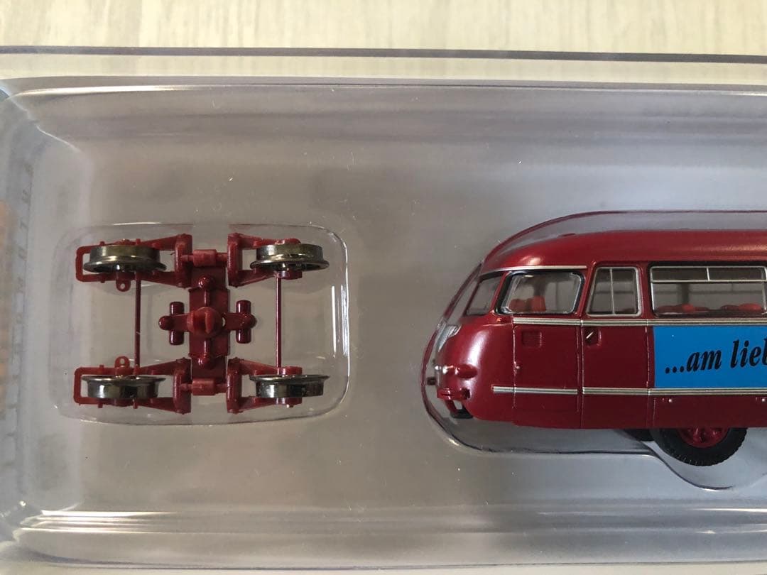 BREKINA ・鉄道バス NWF BS 300 ・ HO ゲージ