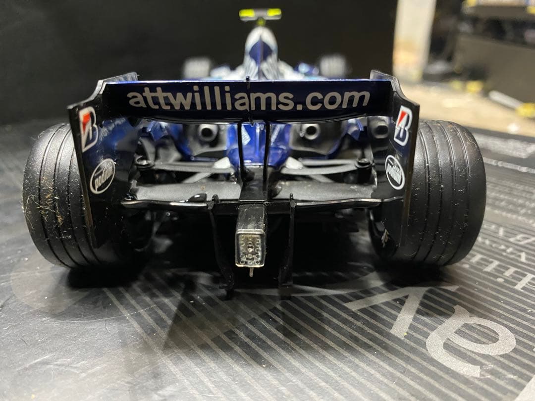 1/18 hotwheels ウィリアムズトヨタ FW29 A.ブルツ