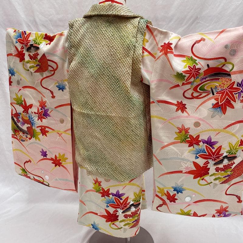 505ag82◎七五三 三歳 女の子 セミアンティーク着物のみ 駒鈴芝◎美品