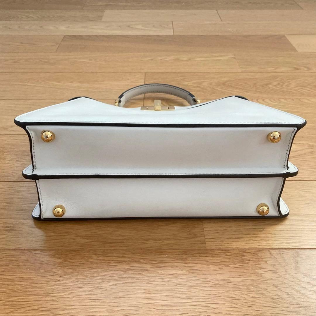 FENDI フェンディ ピーカブー アイシーユー スモール ミニ 白 ホワイト
