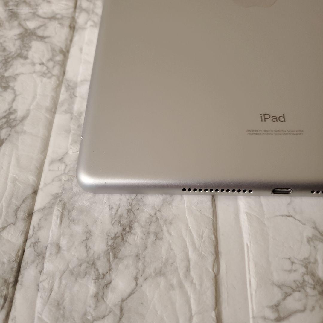 221 iPad 7世代 128GB SIMフリー シルバー
