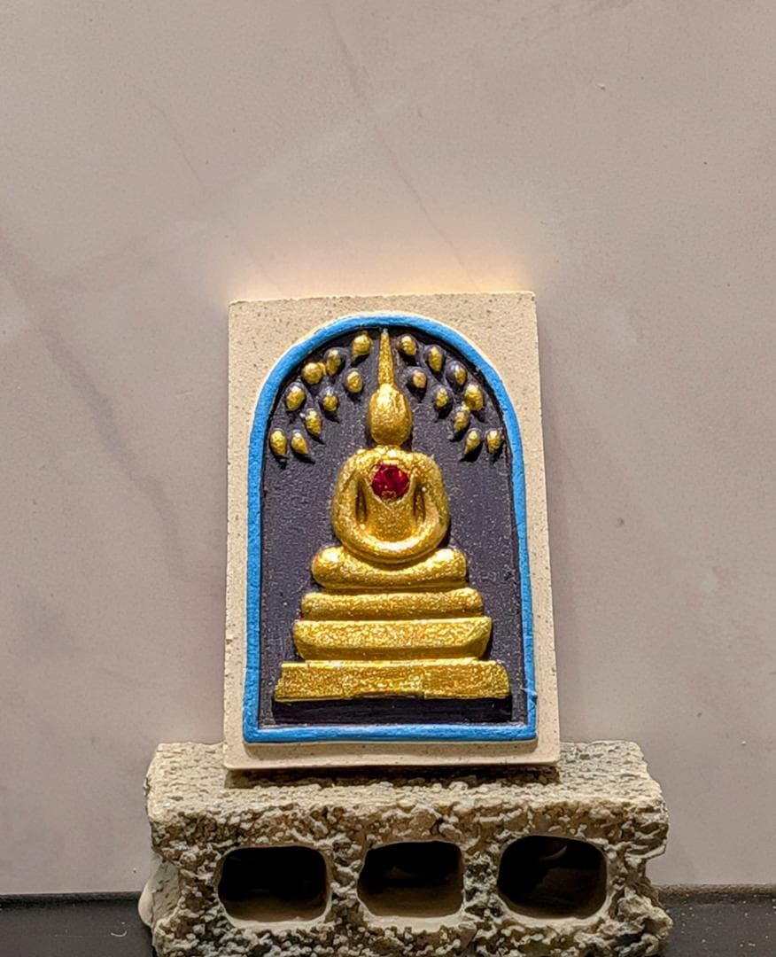 タイお守り　プラクルアン　ルアン・ポークン　ソムデット　2556年　(051)