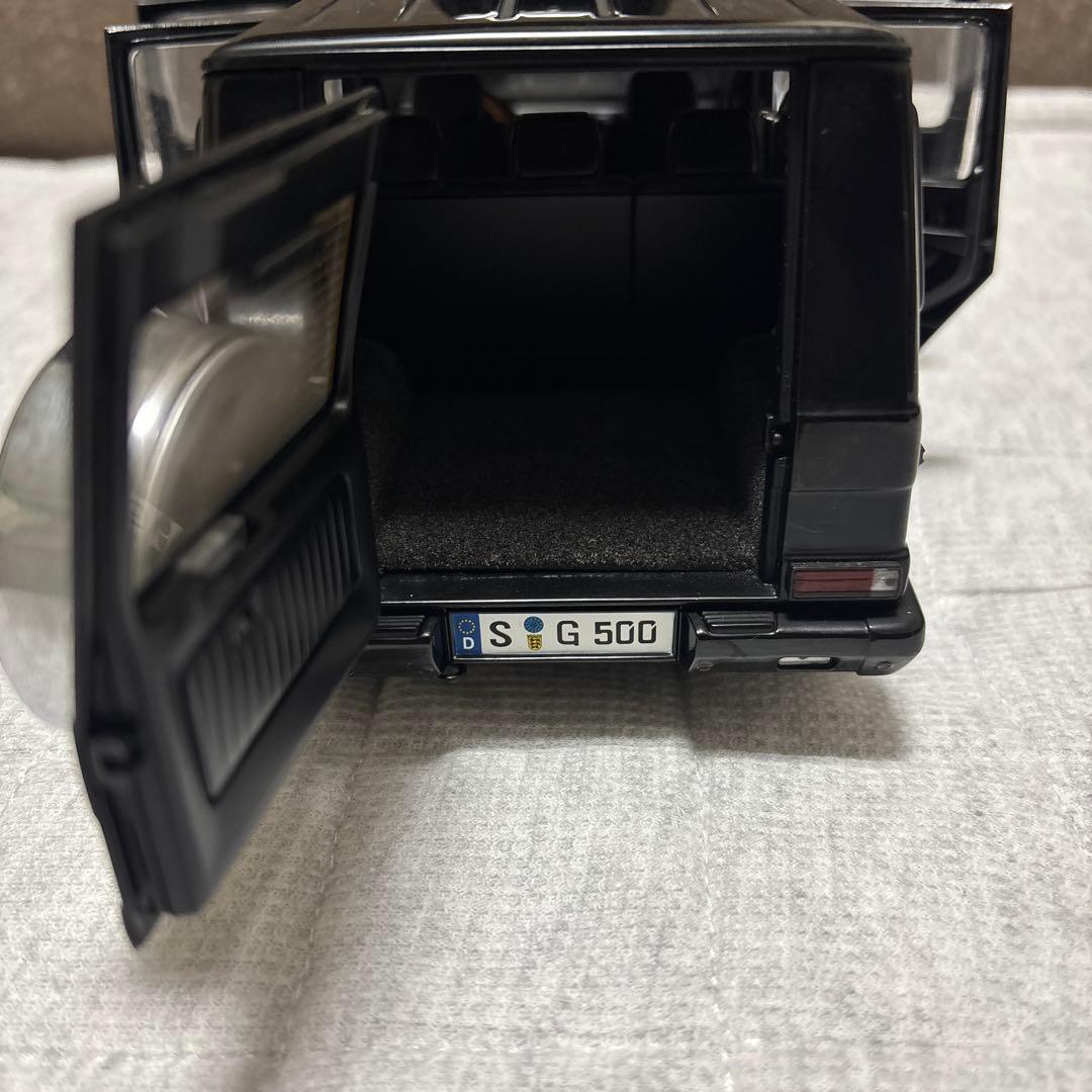 希少　AUTOart Mercedes Benz G500 ゲレンデ　1/18