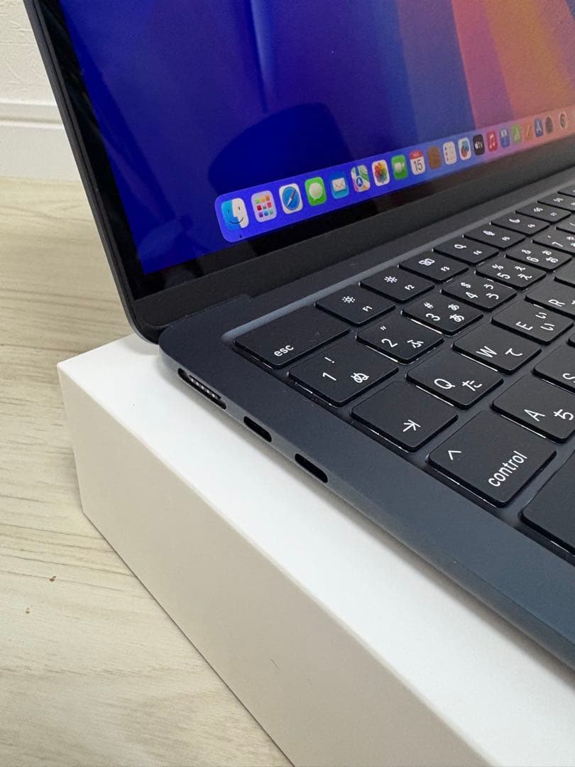 MacBook Air 13.3インチ M2 8GB 256GBスペースグレー