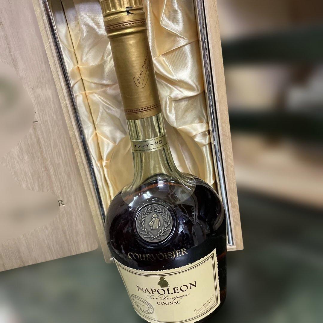 激レア1980年代流通品　40年以上前の希少品　明治屋輸入元　クルボアジェ