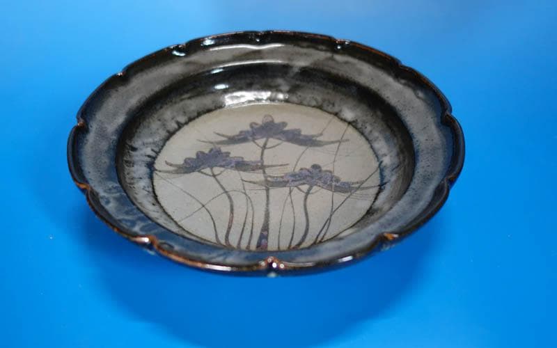 唐津焼　中里重利　三玄窯　絵唐津　芙蓉文　輪花　大皿　大鉢　共箱 2186