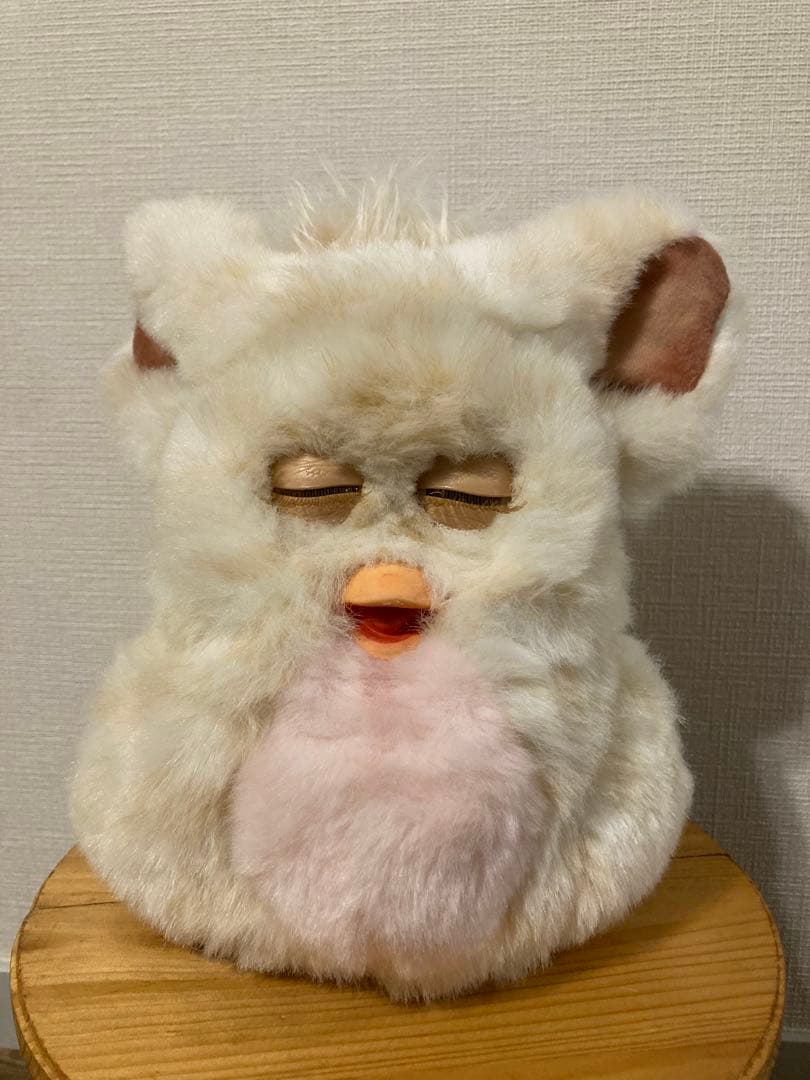 ファービー2 キャラメルシロップ ベージュ×茶目　英語版