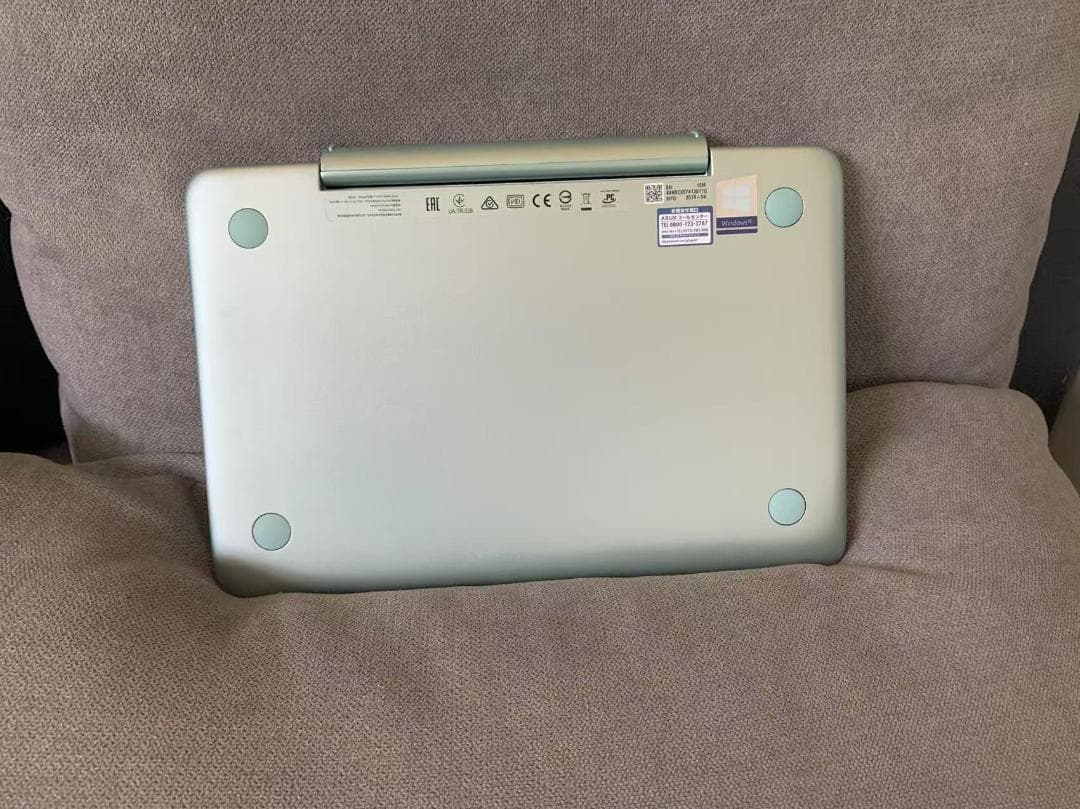 ASUS T101H 4G/64GB/Windows10（タッチ有）