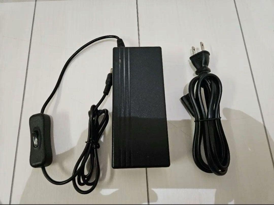 ADA AQUASKY RGB 60 LED照明システム