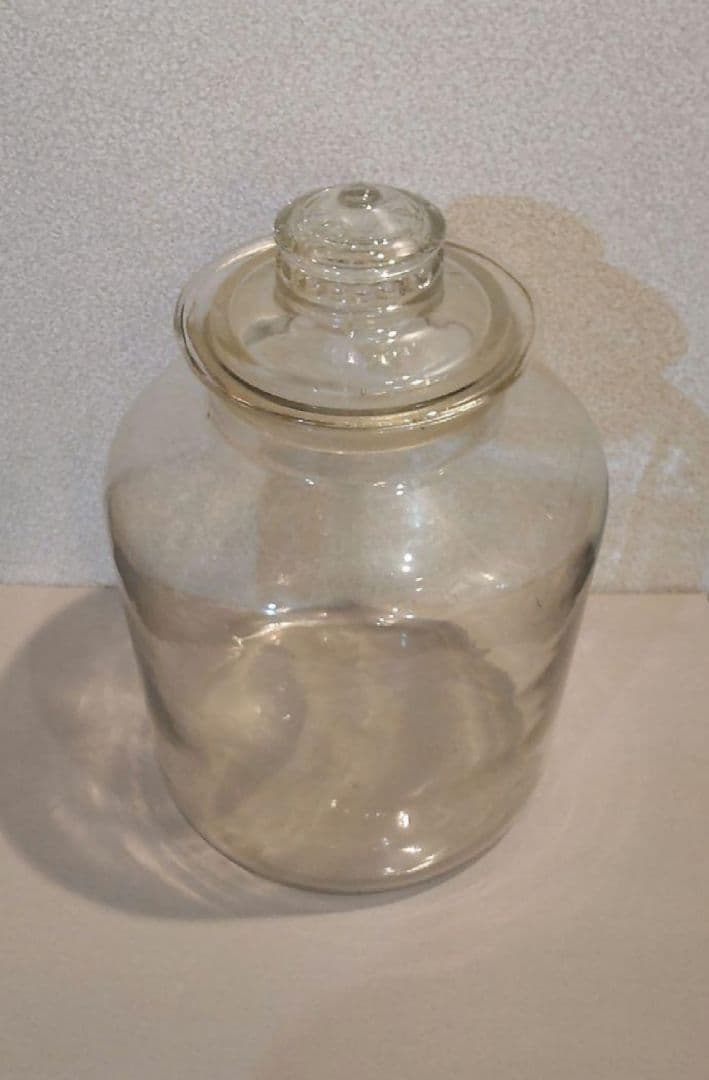 711B44骨董品 置物 昭和レトロ ガラス瓶 骨董