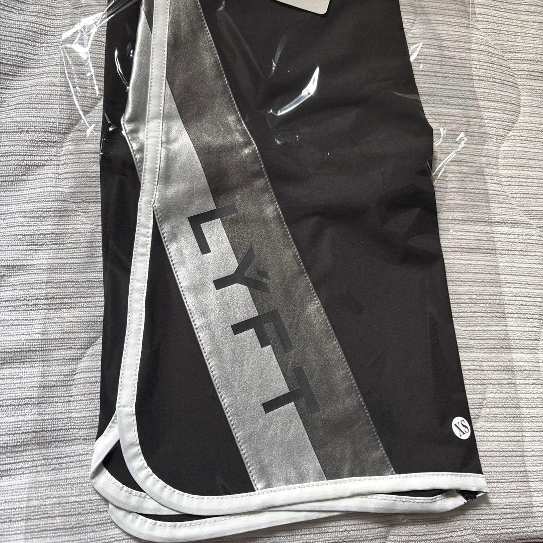 【新品未使用】LYFT ステージショーツ　サーフパンツ