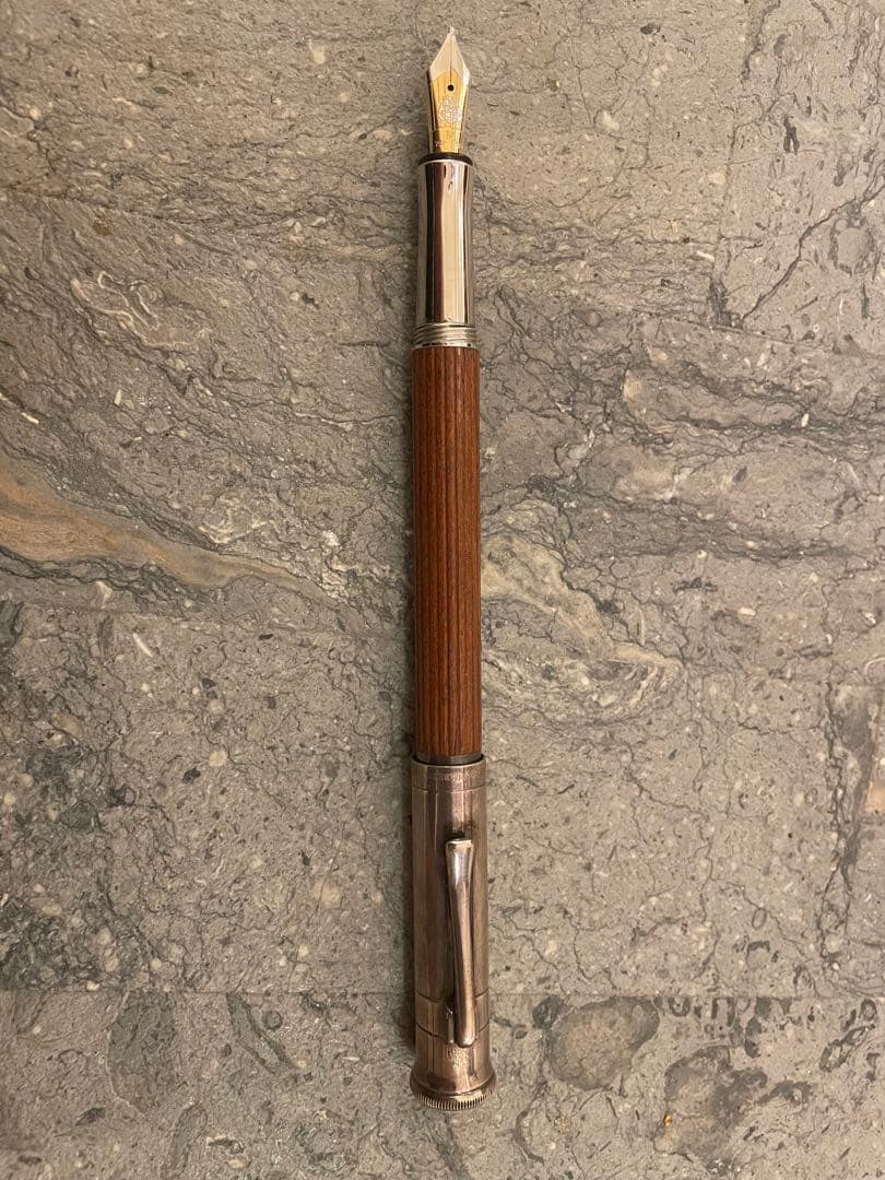 ファーバーカステル 万年筆 クラシック ペルナンブコ シルバーコーティング M