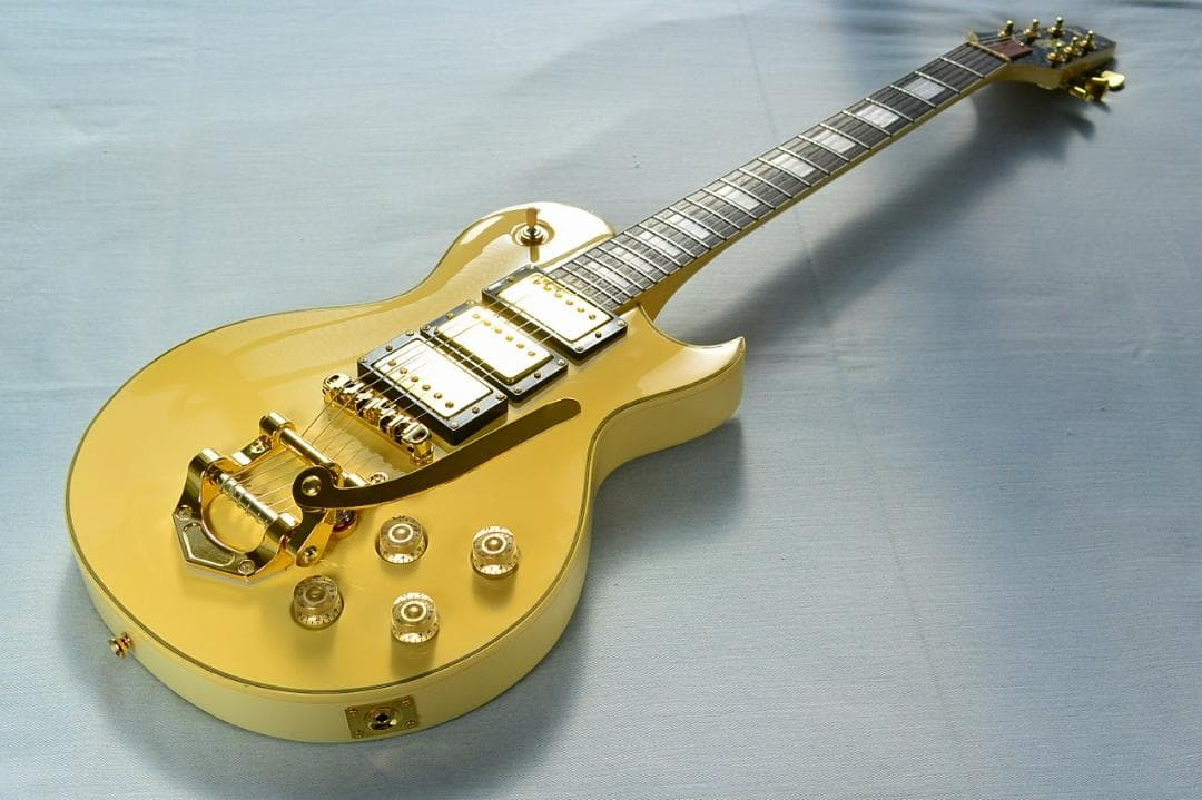 ギター Aria Pro II PE-DLX Mod. 3PU Bigsby 80's