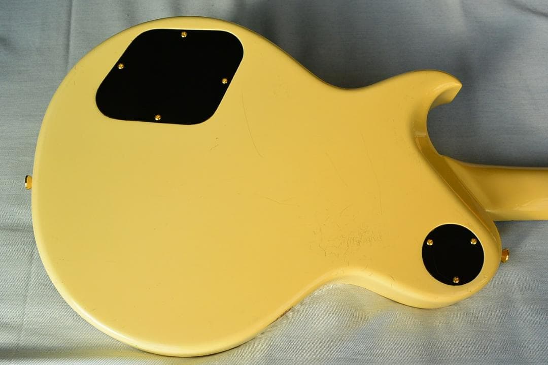 ギター Aria Pro II PE-DLX Mod. 3PU Bigsby 80's