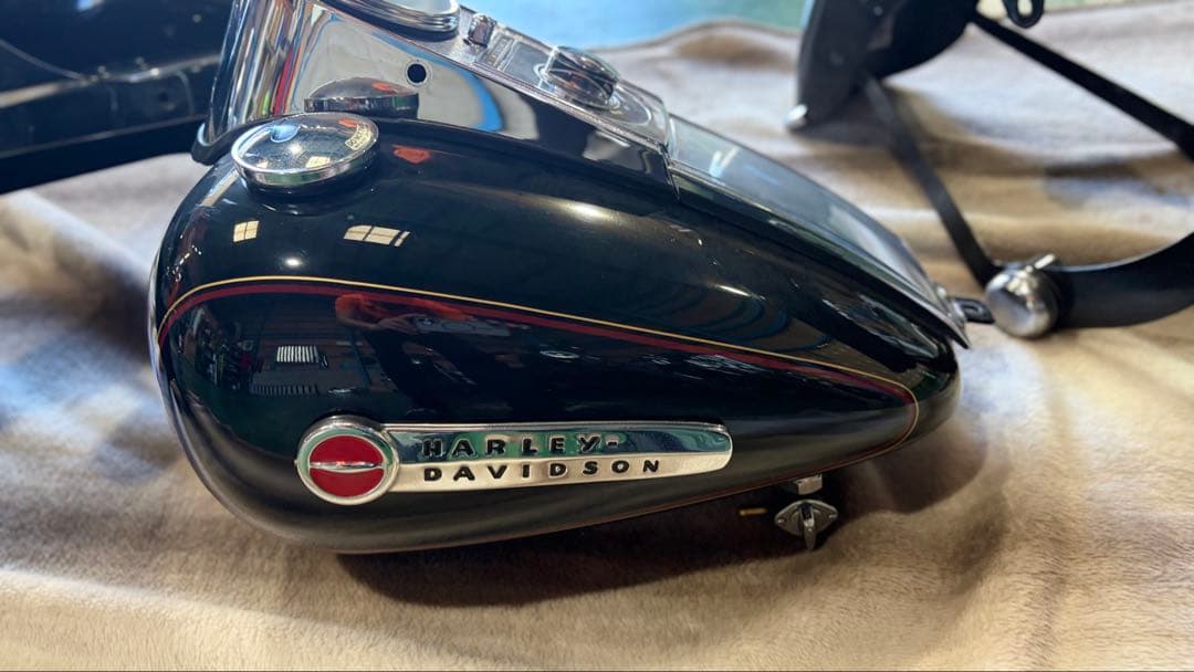 FLSTS 2001年式　キャブ車　外装一式　装飾品多数！