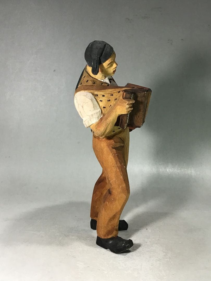 ビンテージ ハンスハグラー アコーディオン奏者 木彫り 人形 スイス 農民美術