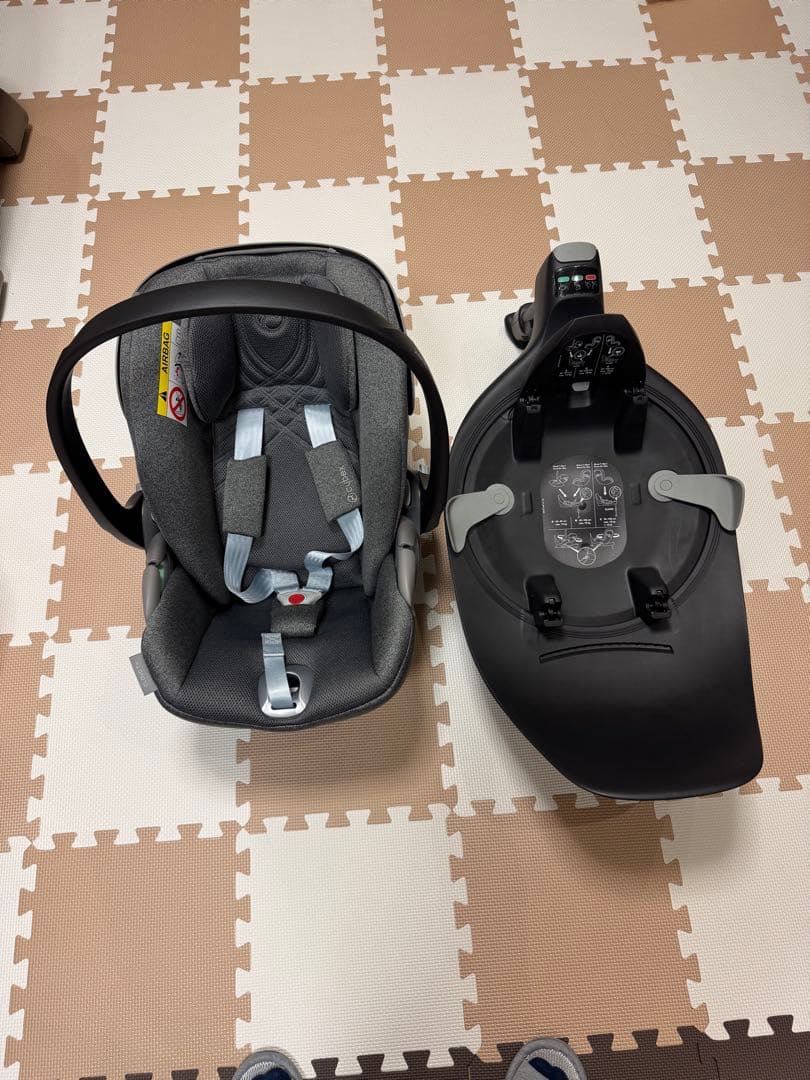 チャイルドシート Cybex CLOUD T i-size , BASE T