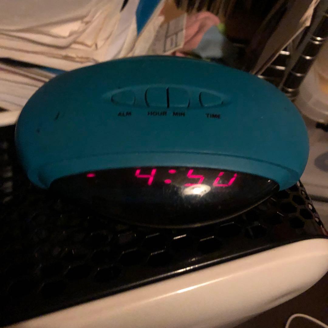 Delight デジタル置き時計　LEDスペースエイジ　ヴィンテージ