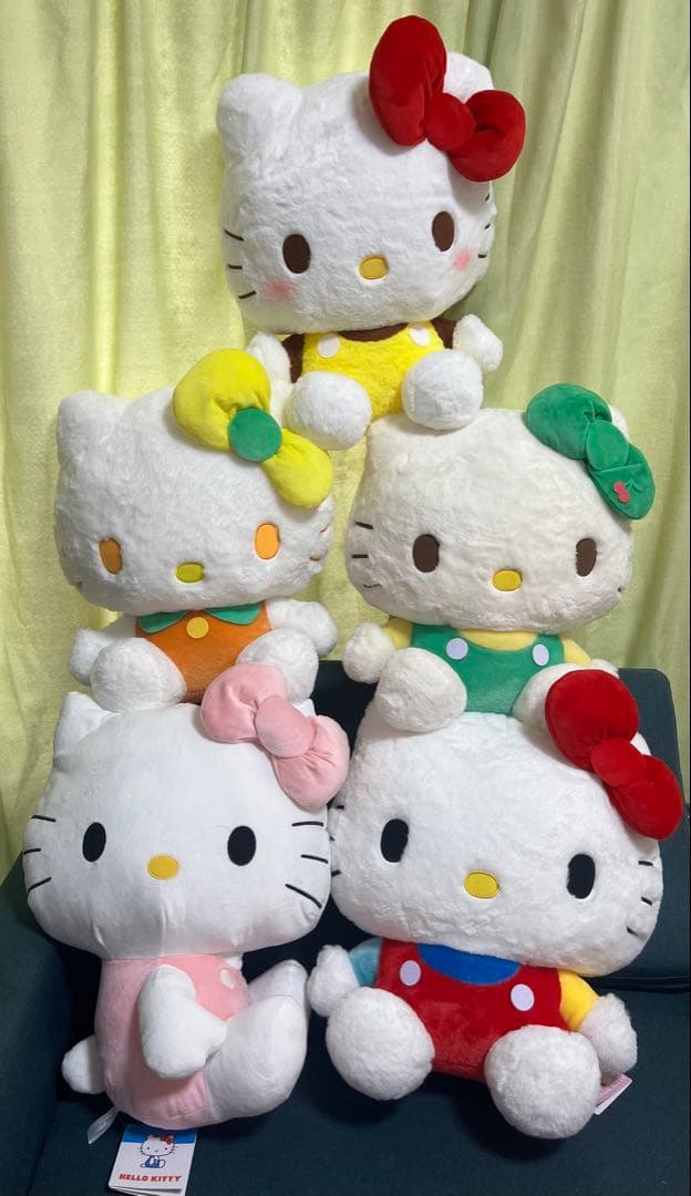 HELLO KITTY ハローキティ ぬいぐるみ約42cm サンリオ　3つ