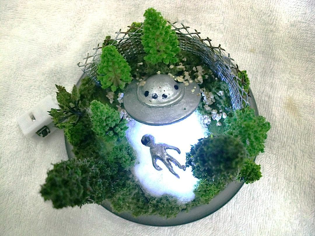 UFOジオラマシリーズ　ロズウェル事件　スモールサイズ