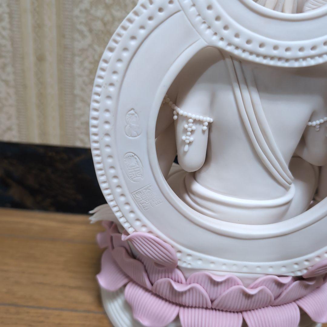 中国 工芸品 古唐物 徳化窯 彩陶 如意輪観音菩薩像 置物 仏像 民芸品