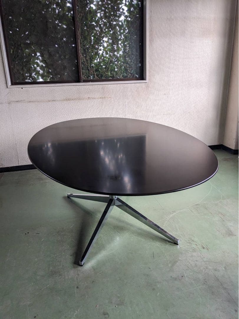 Dining Table -by Florence Knoll テーブル