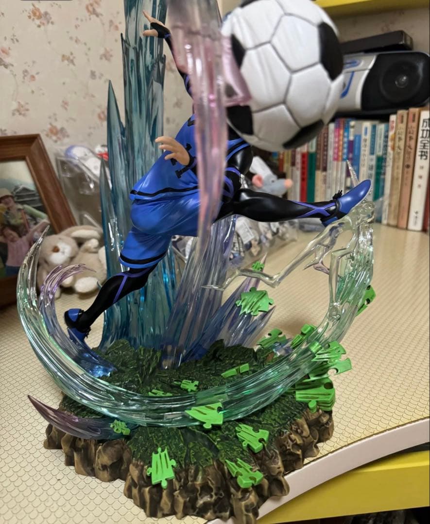 ブルーロック 潔世一 ガレージキット ガレキ スタチュー①