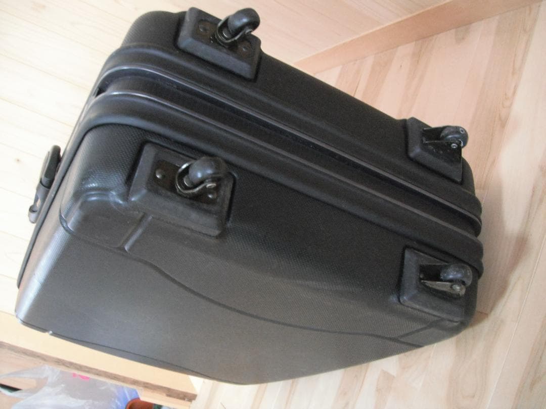 サムソナイト　ハードスーツケース