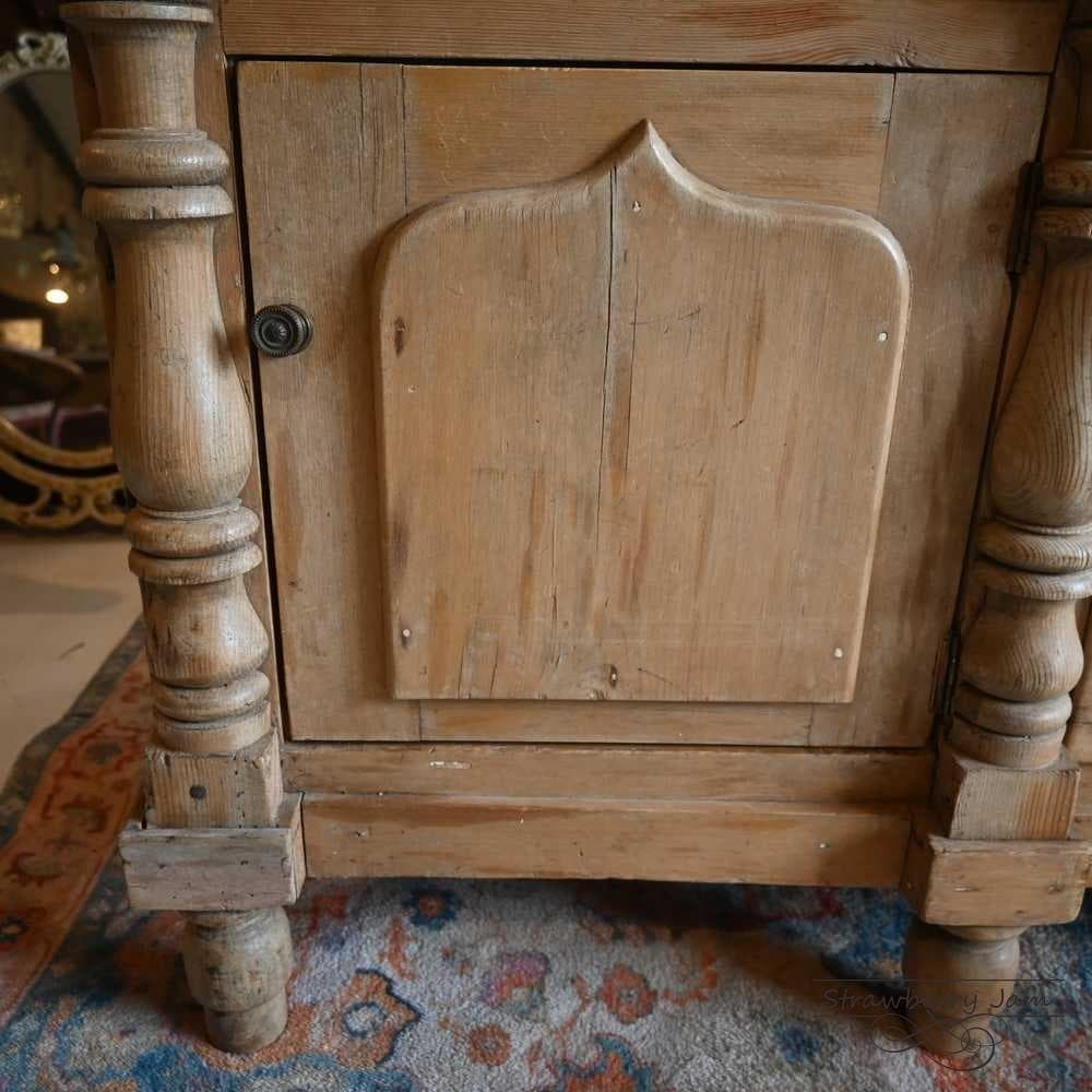 IFU-417 英国アンティーク パインチェスト 収納 チェスト キッチンボード